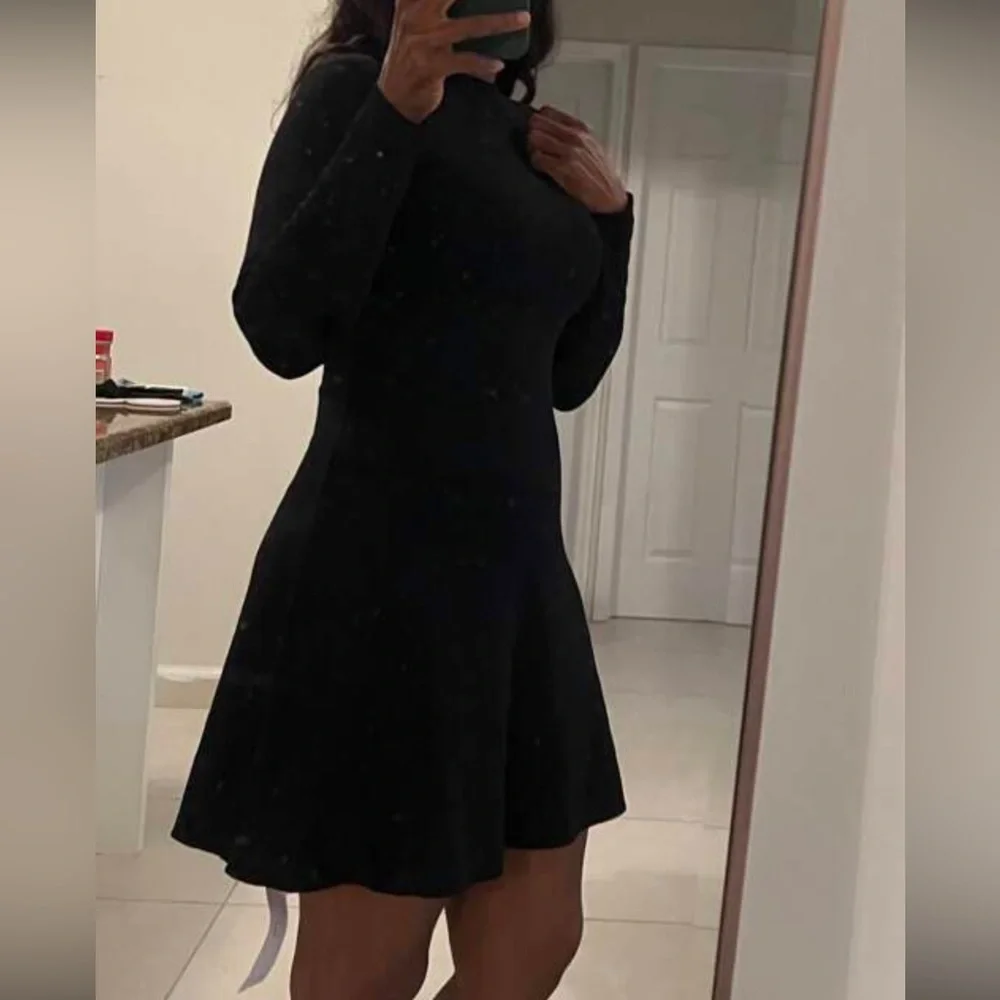 Red knit sweater skater mini dress - long sleeves - Picture 11 of 14